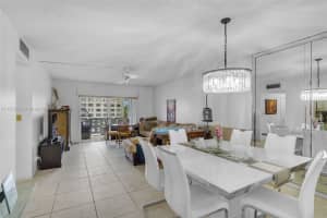 4350 Hillcrest Dr 314, Hollywood, FL 33021 - MLS#A11872542