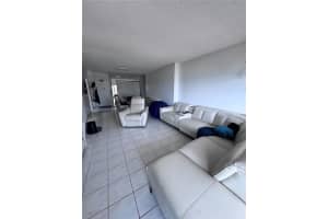 1950 S Ocean Dr 11D, Hallandale Beach, FL 33009 - MLS#A11872567