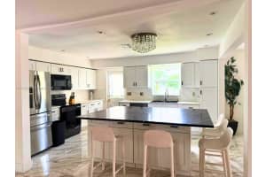 201 Calle Grande Dr, Hollywood, FL 33021 - MLS#A11872575