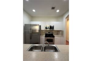 955 Ne 42nd Ter 955 Homestead, FL 33033 - MLS#A11872602