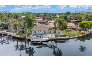 2401 Fryer Pt, Fort Lauderdale, FL 33305 - MLS#A11872604