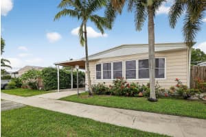 21831 S Heritage Cir, Pembroke Pines, FL 33029 - MLS#A11872615