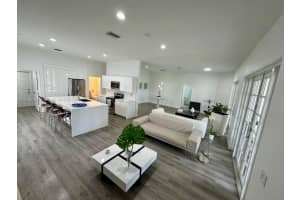 3725 Condor Ct Weston, FL 33331 - MLS#A11872679