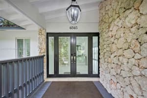 MLS# A11872710, Pinecrest, Florida 33156
