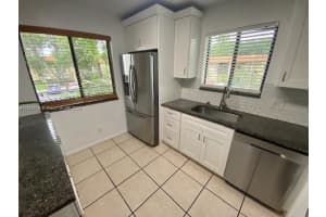 437 Lakeview Dr 201, Weston, FL 33326 - MLS#A11872719