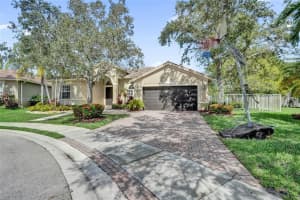 3695 W Gardenia Ave, Weston, FL 33332 - MLS#A11872741