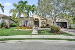 3695 W Gardenia Ave, Weston, FL 33332 - MLS#A11872741