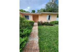 731 NE 141st St 1, North Miami, FL 33161 - MLS#A11872755