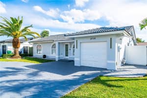 14798 SW 175th St, Miami, FL 33187 - MLS#A11872789