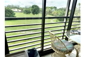 3231 Holiday Springs Blvd 403, Margate