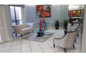 1000 St Charles Pl L20 Pembroke Pines, FL 33026 - MLS#A11872806