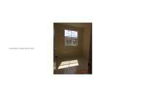 1677 SE 27th Ct 204, Homestead, FL 33035 - MLS#A11872808