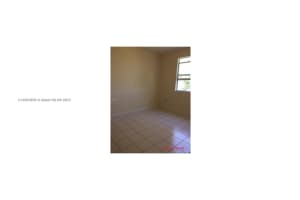 1677 SE 27th Ct 204, Homestead, FL 33035 - MLS#A11872808