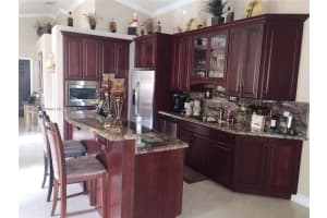 932 Falling Water Rd 932, Weston