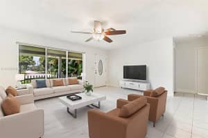 3431 NE 15th Ave, Pompano Beach, FL 33064 - MLS#A11872829