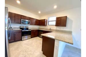 118 NE 23rd Ter 1, Homestead, FL 33033 - MLS#A11872831