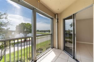 1000 SW 128th Ter 312V, Pembroke Pines, FL 33027 - MLS#A11872848
