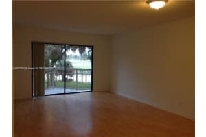 8290 LAKE DR 230, Doral, FL 33166 - MLS#A11872915