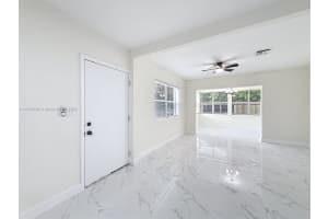 13180 NW 11th Ave, North Miami, FL 33168 - MLS#A11872948