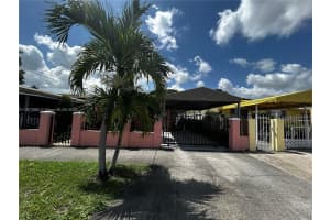 890 E 28th St, Hialeah, FL 33013 - MLS#A11872990