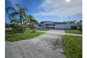 21140 NE 26th Ave, Miami, FL 33180 - MLS#A11872995