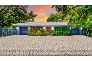 2101 Tigertail Ave, Miami