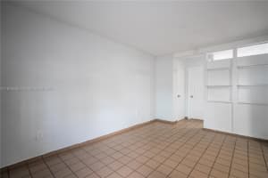 260 Navarre Ave 4, Coral Gables, FL 33134 - MLS#A11873050