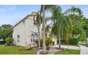 1498 NW 153rd Ln, Pembroke Pines, FL 33028 - MLS#A11873063