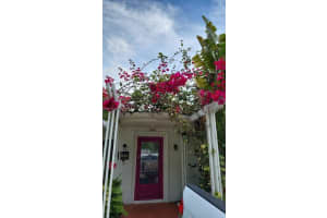 MLS# A11873067, Biscayne Park, Florida 33161