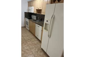 627 W 68th St 627, Hialeah, FL 33014 - MLS#A11873074