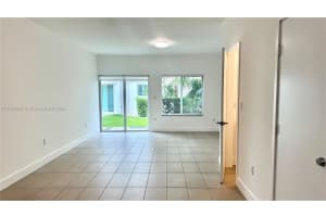 519 NE 121st St 519, North Miami, FL 33161 - MLS#A11873087