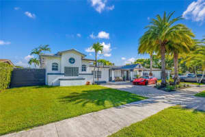 13215 Sw 53rd St, Miami