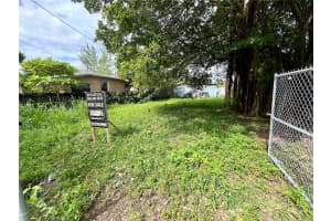 7552 NE Miami Ct, Miami, FL 33138 - MLS#A11873117