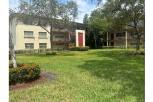 151 Sw 134th Way 101n, Pembroke Pines