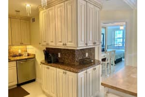 1985 S Ocean Dr 3C, Hallandale Beach, FL 33009 - MLS#A11873121