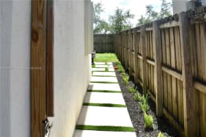 3372 SE 7th Ct, Homestead, FL 33033 - MLS#A11873141