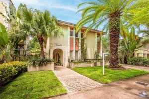 1310 Salzedo St 1310, Coral Gables