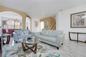 11324 NW 74th Ter, Doral, FL 33178 - MLS#A11873160