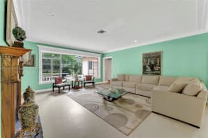 990 NE 94th St, Miami Shores, FL 33138 - MLS#A11873181