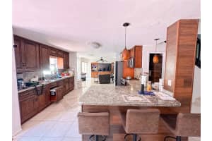 9731 SW 13th St, Pembroke Pines, FL 33025 - MLS#A11873200