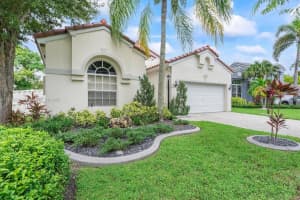 1572 NW 135th Ave, Pembroke Pines, FL 33028 - MLS#A11873231