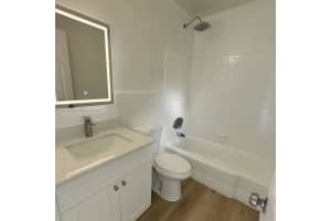 1565 Ne 32nd St B Oakland Park, FL 33334 - MLS#A11873238