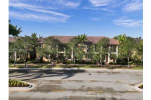 1404 SW 147th Ave, Pembroke Pines, FL 33027 - MLS#A11873244