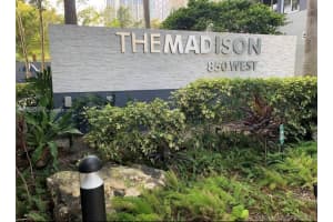 850 N Miami Ave W-2105, Miami, FL 33136 - MLS#A11873253
