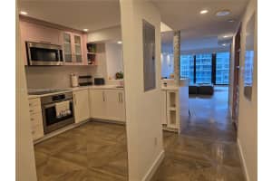 MLS# A11873276, Miami Beach, Florida 33140