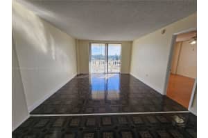 15600 NW 7th Ave 704, Miami, FL 33169 - MLS#A11873290