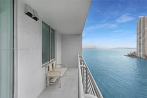 325 S Biscayne Blvd 1217, Miami