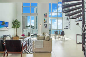 300 S Biscayne Blvd L-1228, Miami, FL 33131 - MLS#A11873306