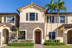 8889 W 35th Ln, Hialeah, FL 33018 - MLS#A11873323