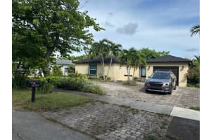 6061 NW 198th Ter, Miami, FL 33015 - MLS#A11873335